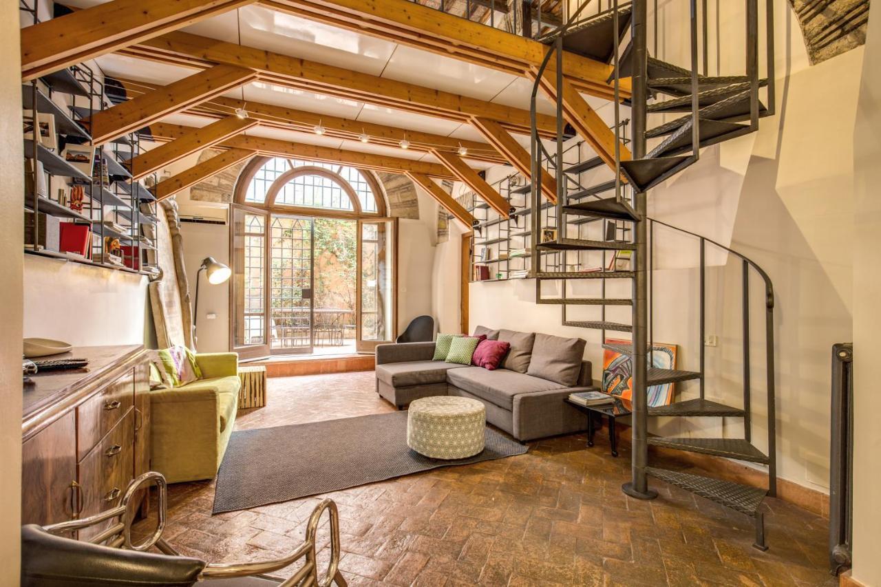 Apartmán Trastevere Hyperloft & Garden Řím Exteriér fotografie